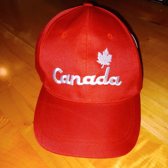 Canada Adjustable Baseball Cap Hat NEW - Picture 1 of 3